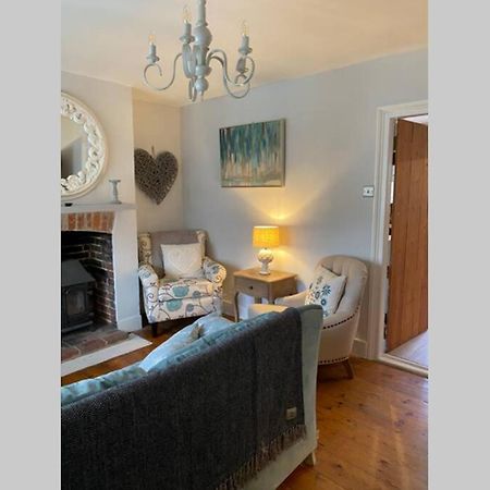 Angel Cottage, Boxgrove, Chichester - Relax And Unwind المظهر الخارجي الصورة